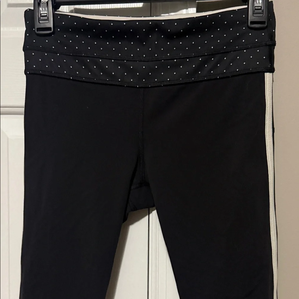 Lululemon Wunder Under Roll Down Crop Black Polka Dot Waistband White Stripe {4} - Picture 3 of 11